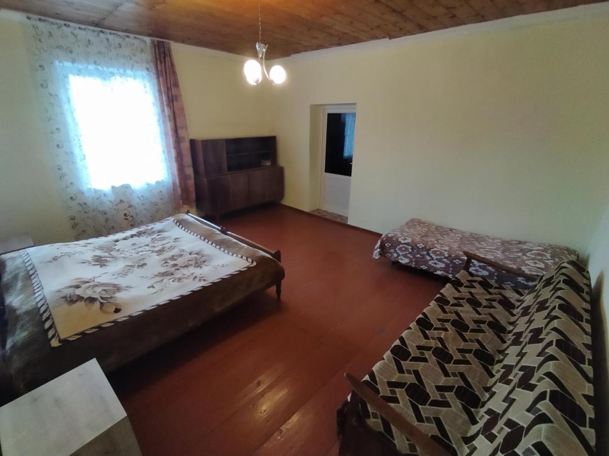 Guest House Katia Mestia Exteriér fotografie