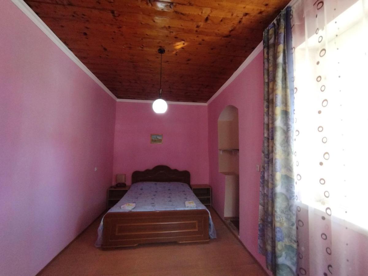Guest House Katia Mestia Exteriér fotografie