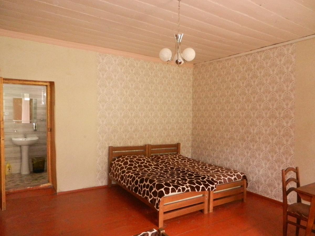 Guest House Katia Mestia Exteriér fotografie